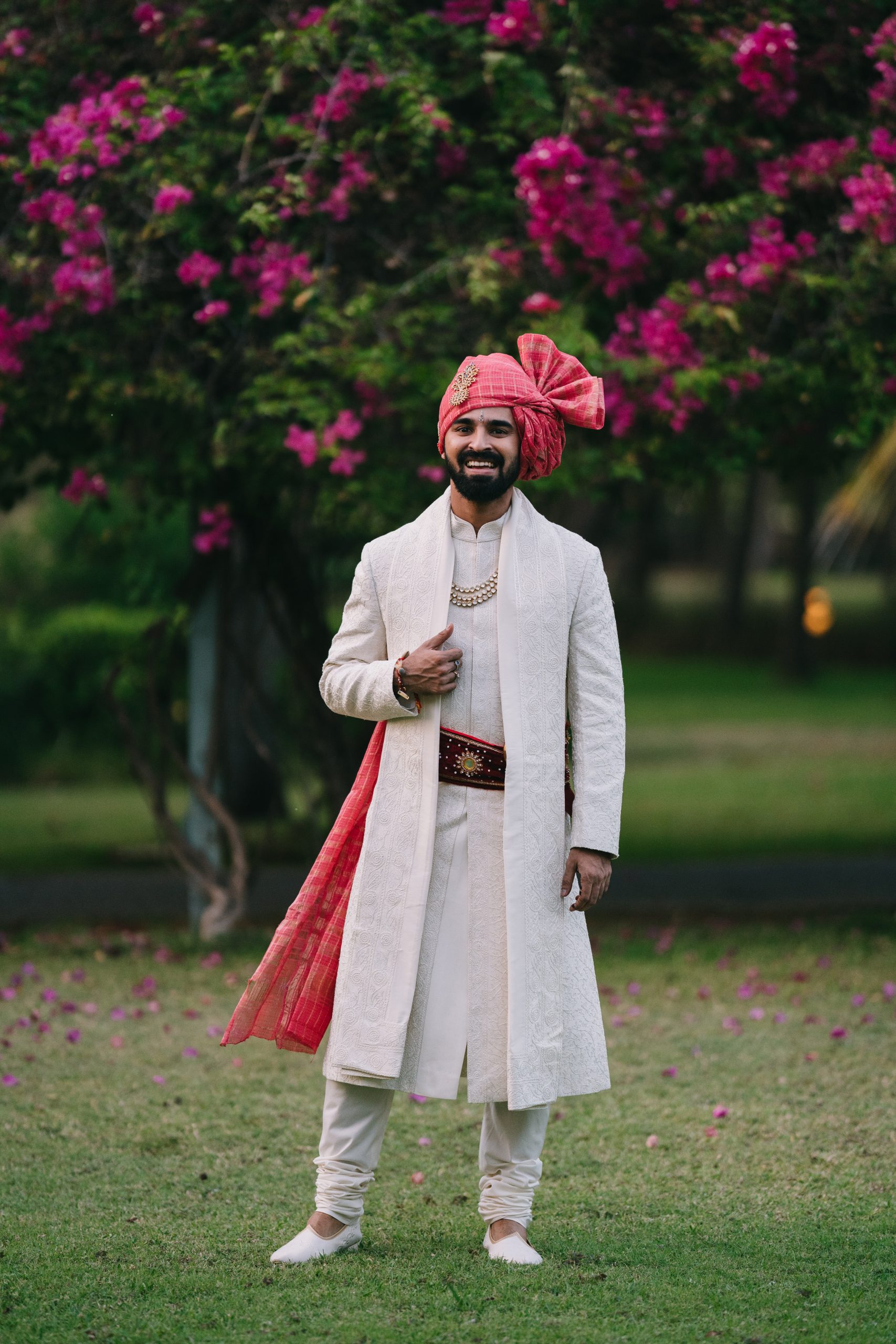 #bridlastyling #bridalfashion #brideandgroom #weddings #indianweddings #weddinginindia #indianbride #indiangroom
#styledbyektanahar